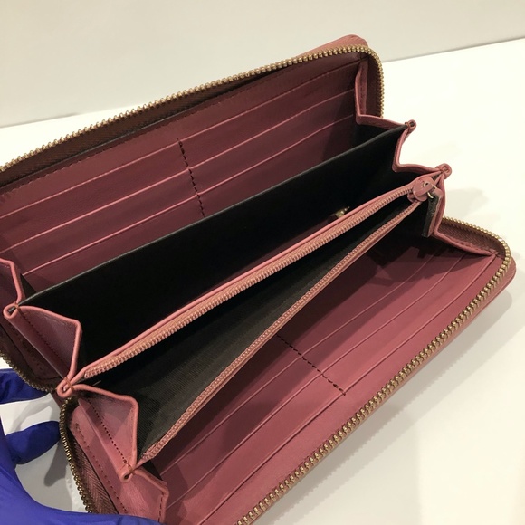 Gucci Pink GG Canvas Zip Around Wallet Sku#84384 (Gently used) - Picture 10 of 14